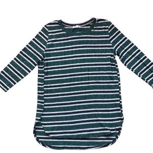 Love, Fire quarter sleeve shirt Girls Size XL